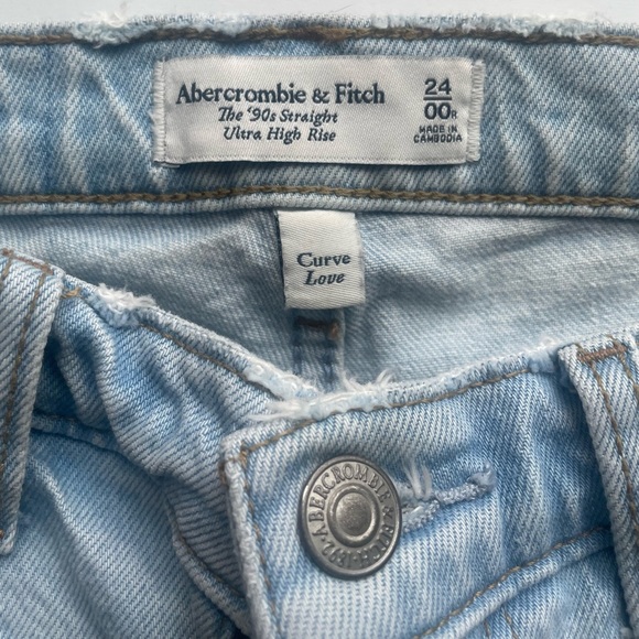 Abercrombie Curve Love 90’s straight jean - Picture 3 of 7